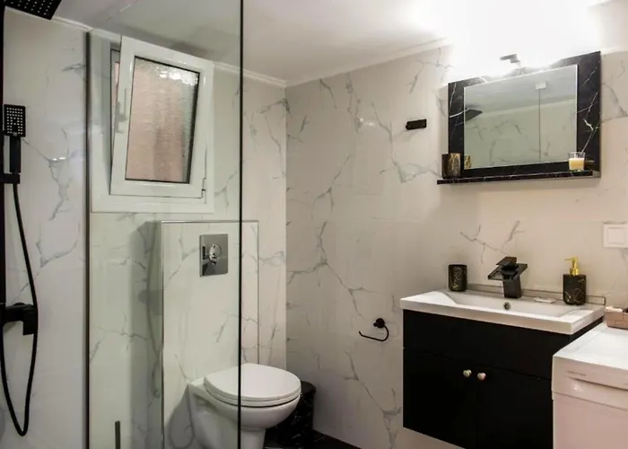 Dimitrioszoi's House 칼라마타