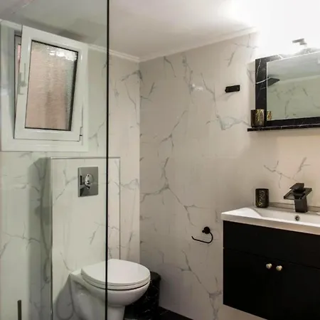 Dimitrioszoi's House Каламата