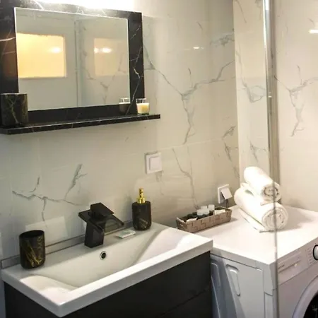 Dimitrioszoi's House Appartamento *